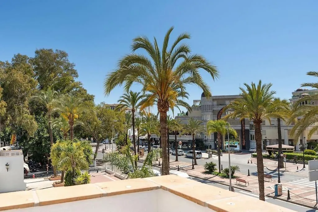 Stylish 1 Bedroom Apartment In Puerto Banus Marbella 0*,
